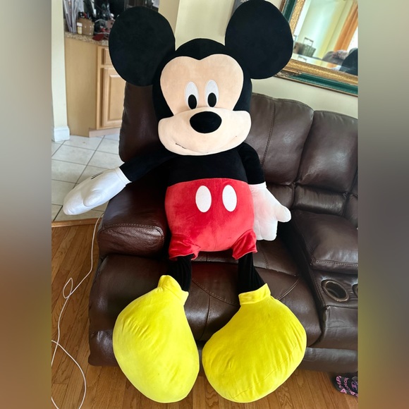 Huge 60 inch Mickey Mouse - Picture 1 of 1
